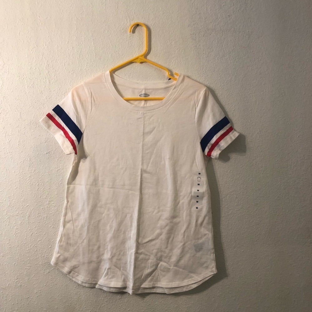 NWT cute white tee with retro stripes on sleeves